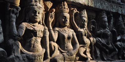 statu-au-angkor-