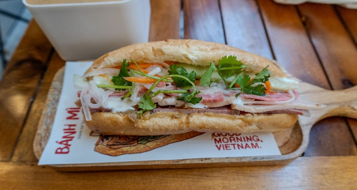 Bánh Mì croustillant, sandwich emblématique du Vietnam