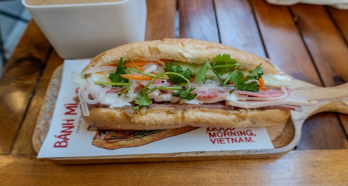 Bánh mì, le sandwich vietnamien