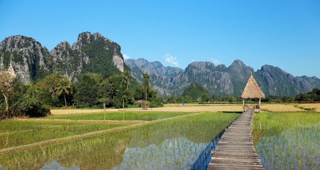Vang Vieng : l’étape nature à intégrer dans un voyage Vietnam-Laos