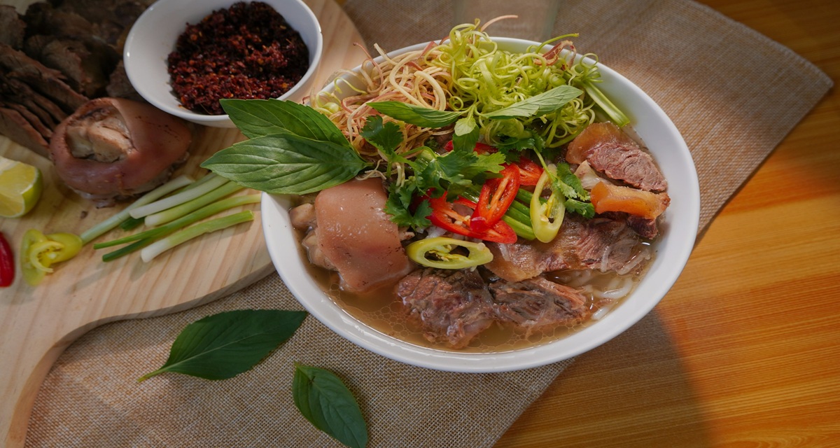 tradition du Bun Bo Hue