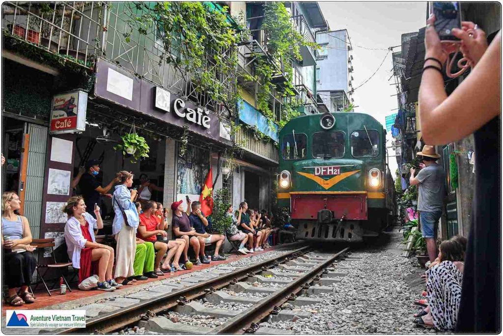 train hanoi