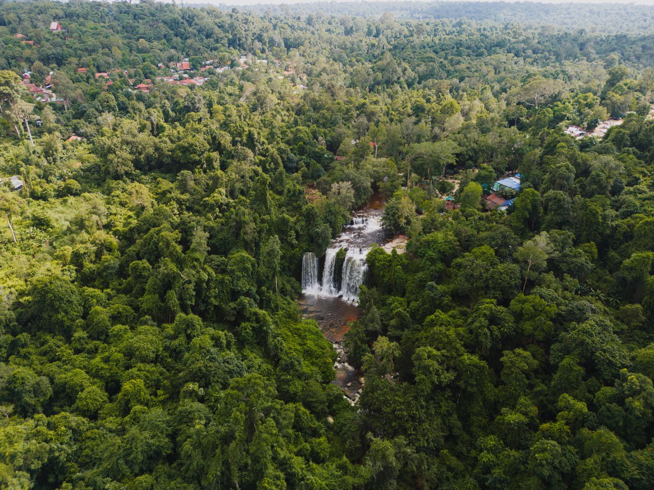 Cascade de Phnom Kulen vue du ciel