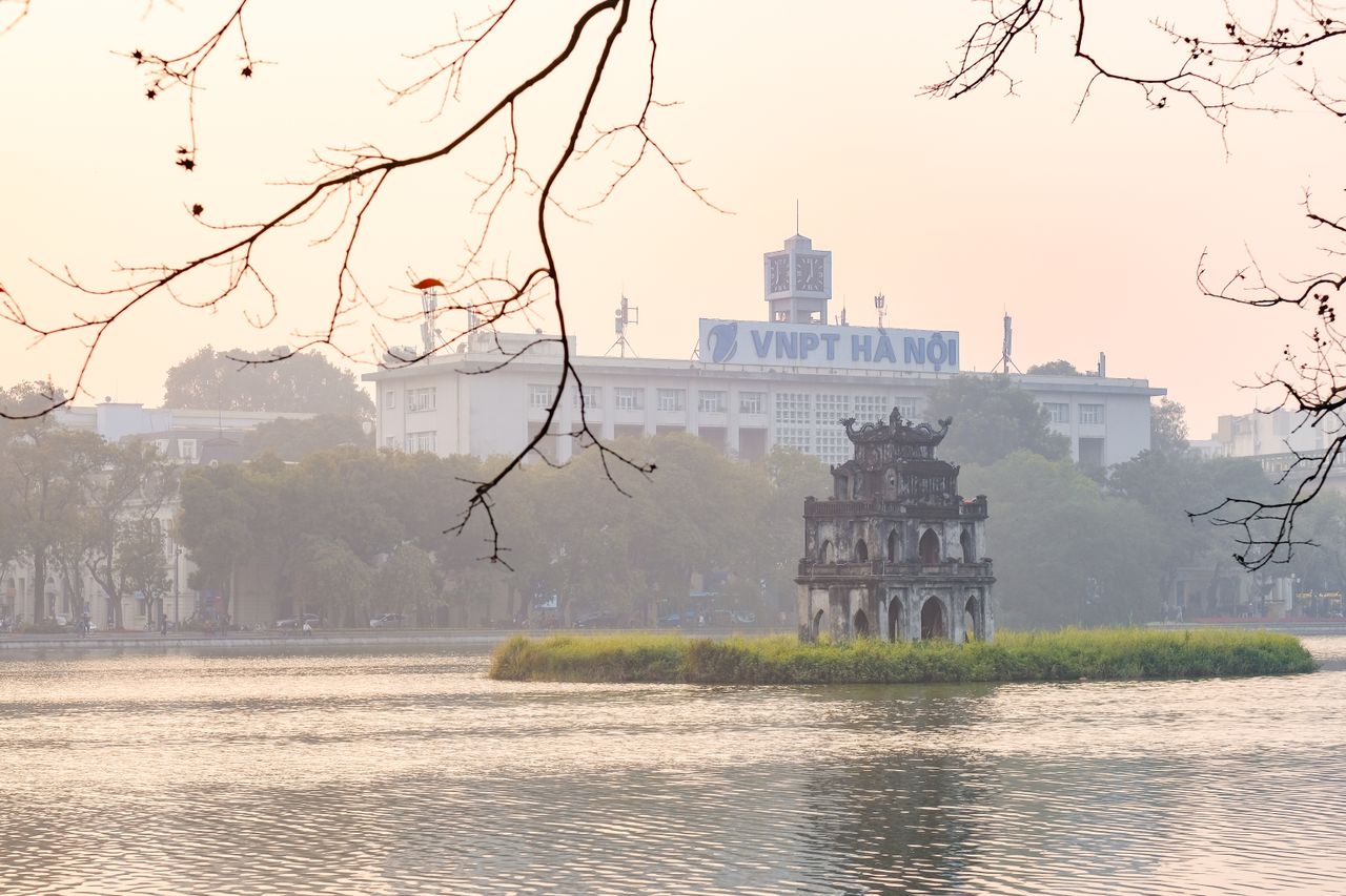 Lac Hoan Kiem à Hanoi au Tonkin Vietnam