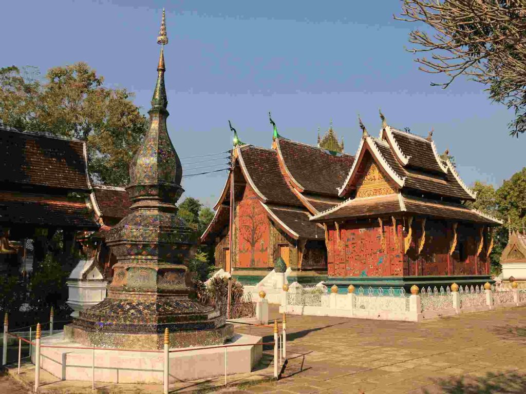 Bâtiments et sanctuaires du Wat Xieng Thong