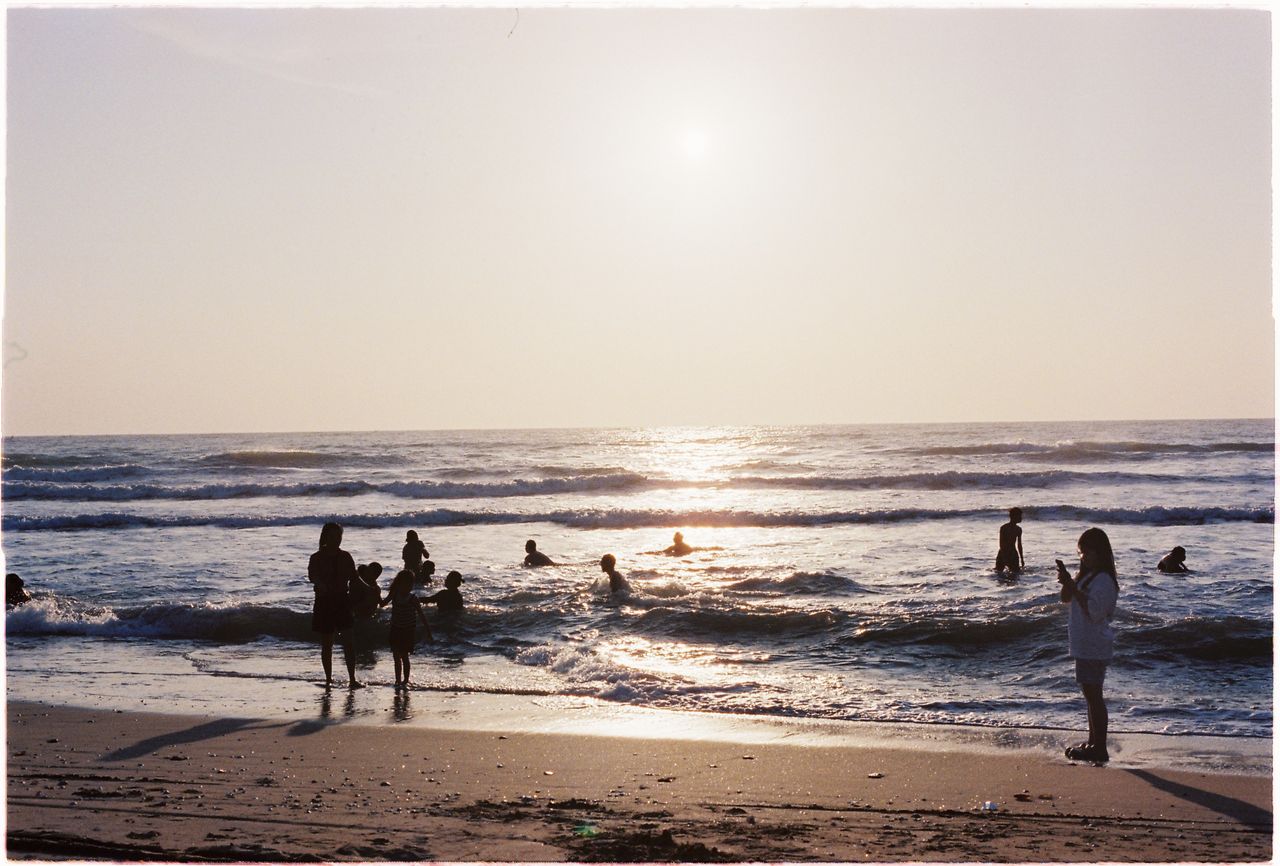 Coucher de soleil sur la plage de Mũi Né