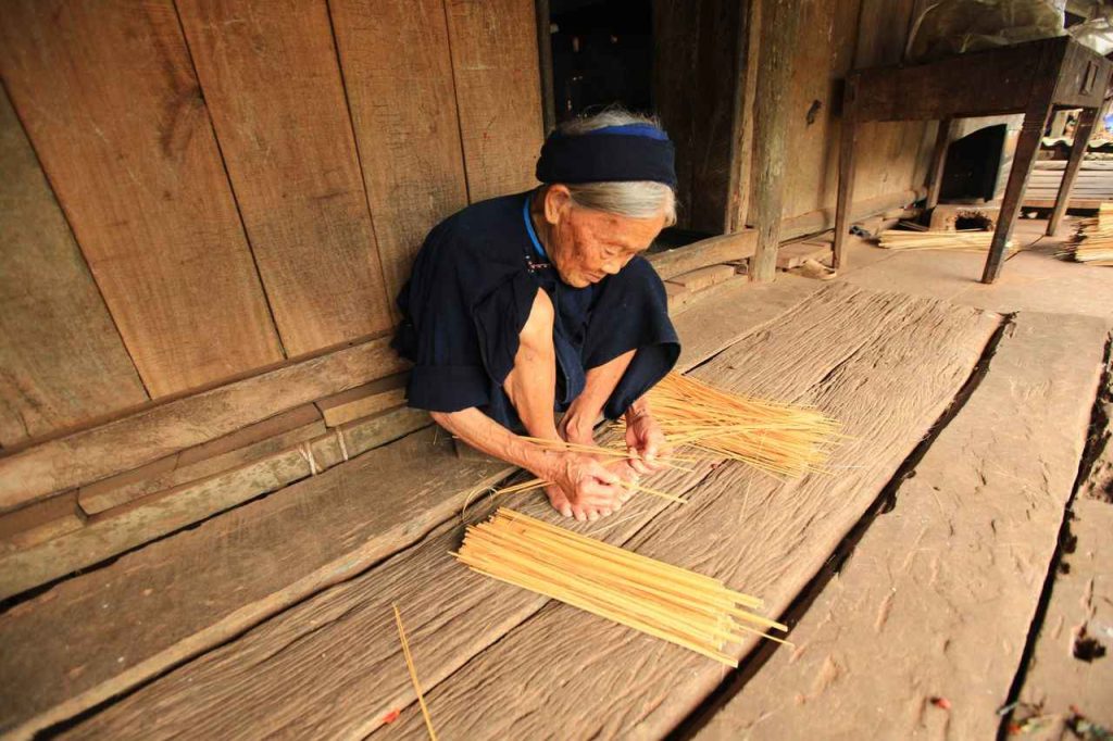 Village de Phia Thap et son savoir-faire d’encens
