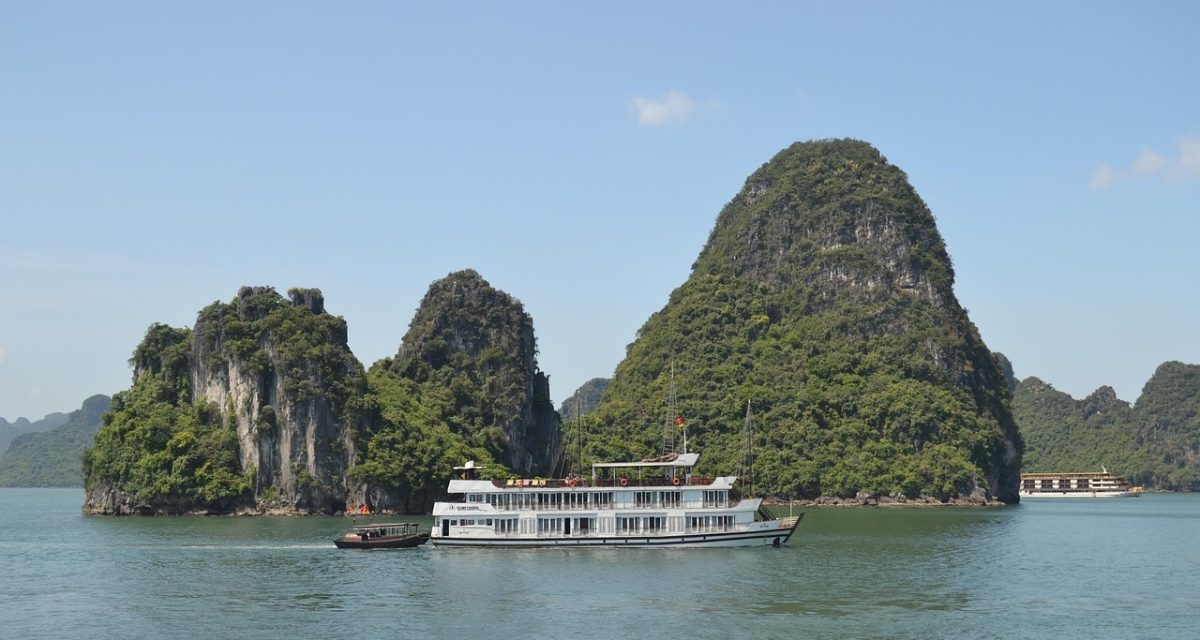 Croisière dans la baie d’Halong Croisière dans la baie d’Halong