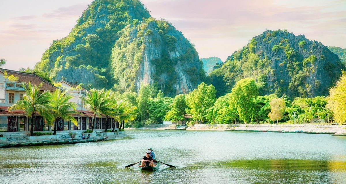 Montagnes calcaires de Ninh Binh