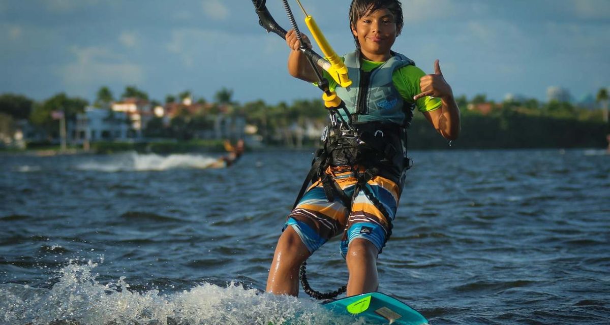 Pratiquer le Kitesurf et sports nautiques
