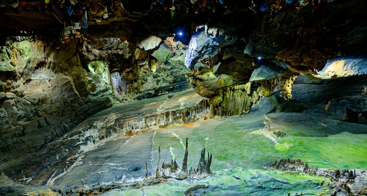 Découverte des paysages souterrains de la région de Phong Nha au Vietnam