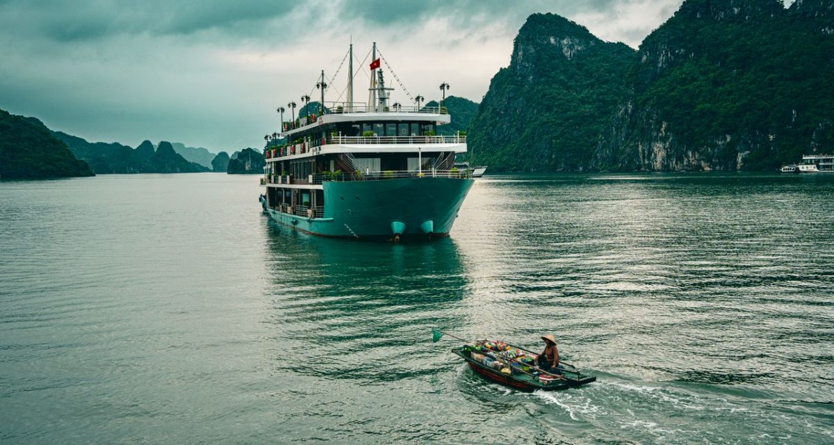 Croisière dans la baie d'Ha Long