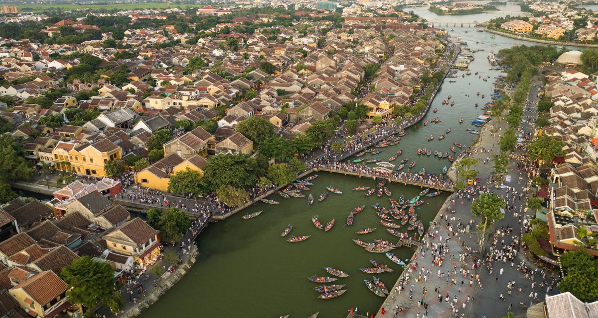 Vue aérienne de la vieille ville de Hoi An Vue aérienne de la vieille ville de Hoi An