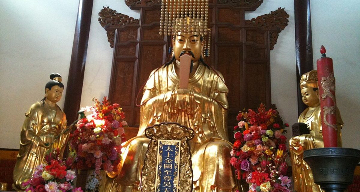 statue empereur de jade